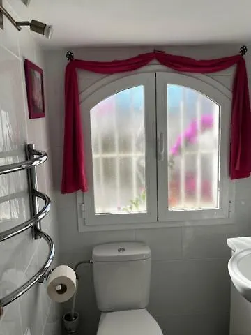 La Casa De Elisabeth Нерха